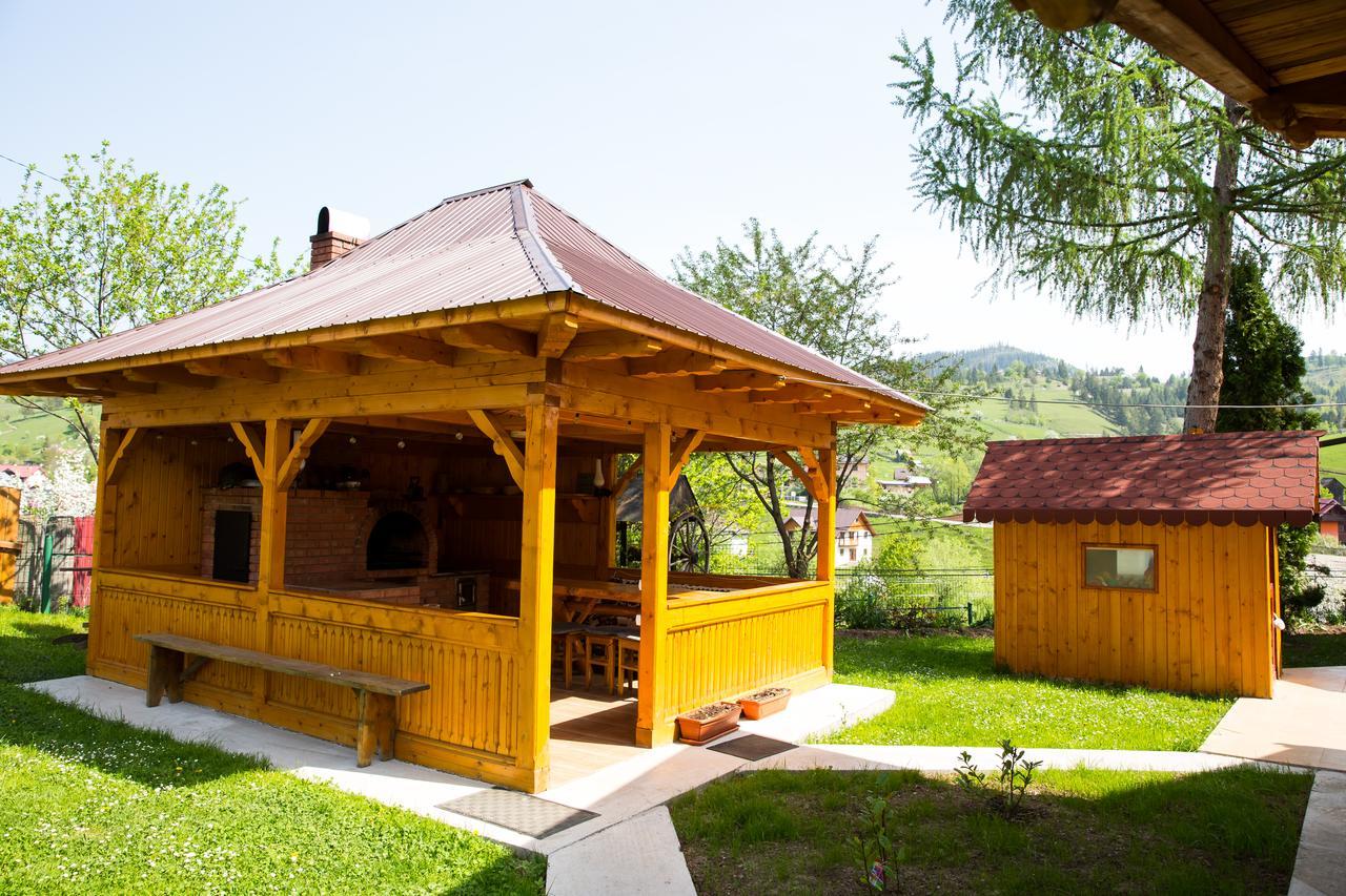 Pensiunea Casa-stefanel Séjour à la ferme Sadová